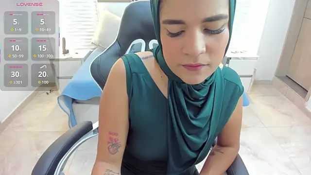 Zulema hamdi online show from 10.27.25