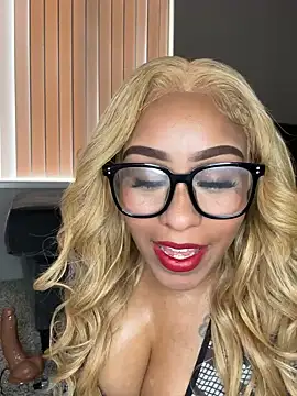 hazelbaby8880 online show from 02.12.25