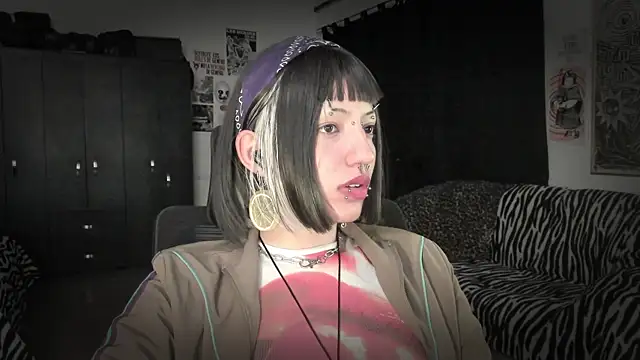Snapshot of roxy_toxic chatting on 07.07.26 roxy toxic online show from 07.07.26
