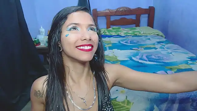 Snapshot of Stephanie69ryanhot chatting on 03.08.25 Stephanie69ryanhot online show from 03.08.25