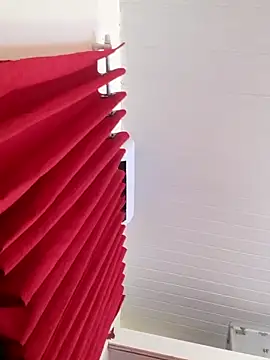 Snapshot of cinthiadelacastro chatting on 10.16.25 cinthiadelacastro online show from 10.16.25