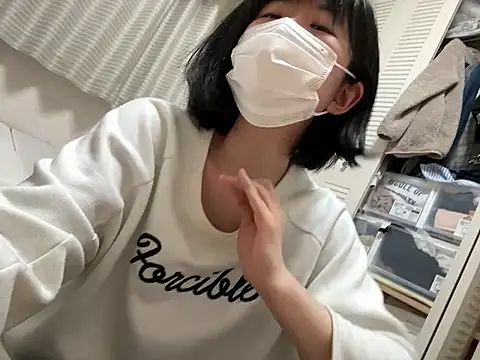 Snapshot of riri_riri_jp chatting on 05.21.26 riri riri jp online show from 05.21.26