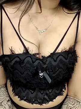 Snapshot of Love_Evaa chatting on 02.01.25 Love Evaa online show from 02.01.25