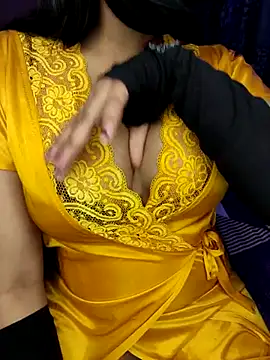 Snapshot of Love_Evaa chatting on 02.14.25 Love Evaa online show from 02.14.25