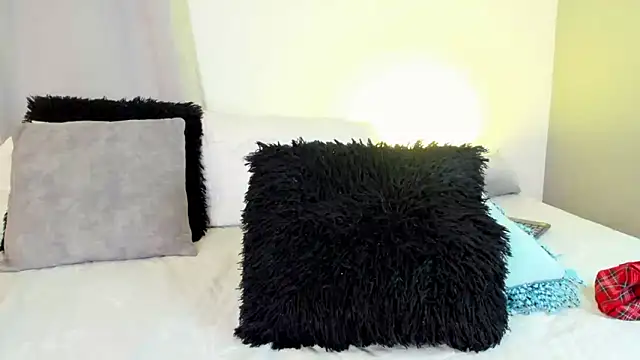 miss hellen2 online show from 02.28.25