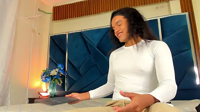 Snapshot of DanteAndKyle chatting on 12.01.25 DanteAndKyle online show from 12.01.25