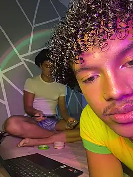 Snapshot of DanteAndKyle chatting on 02.01.26 DanteAndKyle online show from 02.01.26