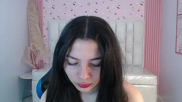 shalon diaz s online show from 11.12.25