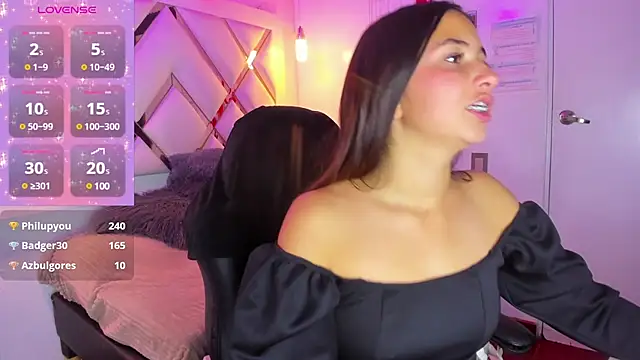 sofia  james online show from 03.13.25