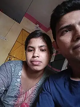 Hot couple 1 online show from 10.27.25