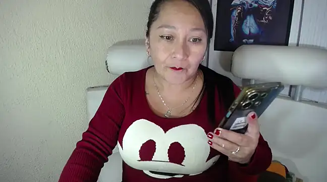 JULIANAWET69 online show from 03.20.25