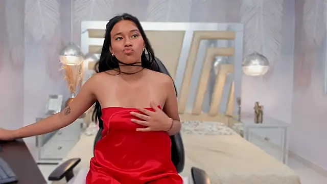 LIA SWAN  online show from 02.06.25