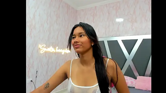 LIA SWAN  online show from 02.24.25