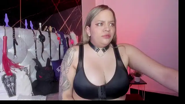 victoria  floyd online show from 09.20.25