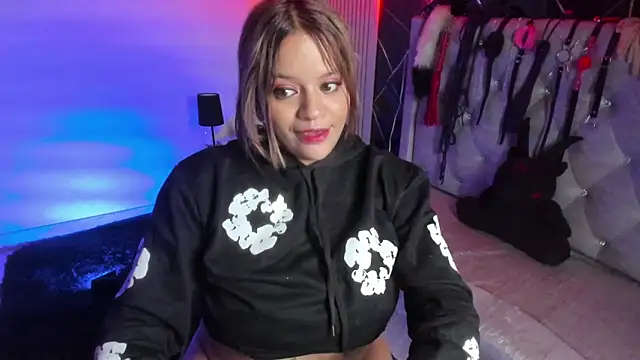 victoria  floyd online show from 12.22.25