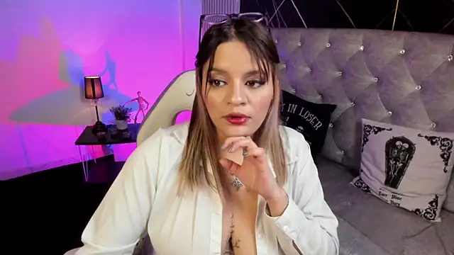 victoria  floyd online show from 02.10.26