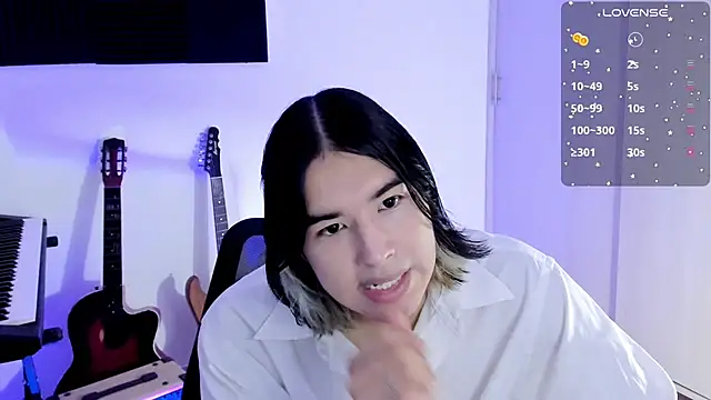 Snapshot of JordiWilld chatting on 09.14.25 JordiWilld online show from 09.14.25