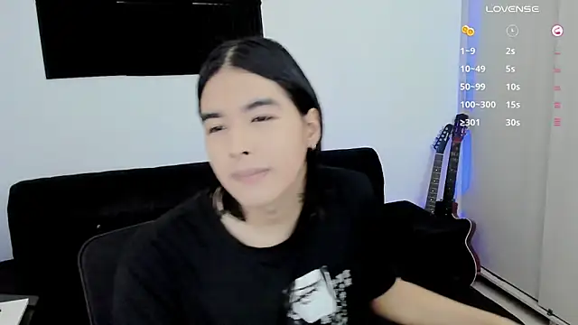 Snapshot of JordiWilld chatting on 05.28.26 JordiWilld online show from 05.28.26