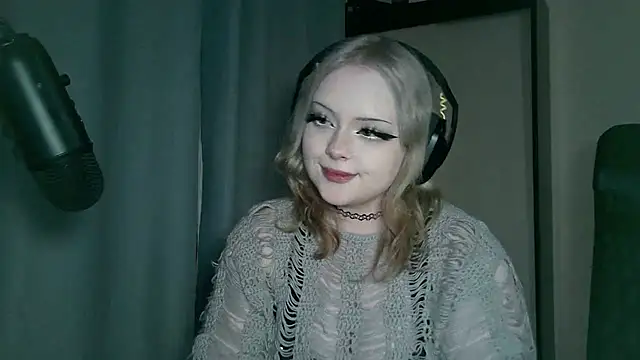 Electro doll online show from 02.11.25