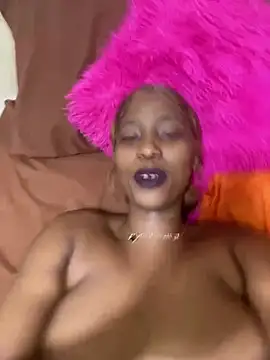 Spicey-CheekssX online show from 01.29.25