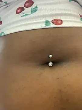 Spicey-CheekssX online show from 02.19.25