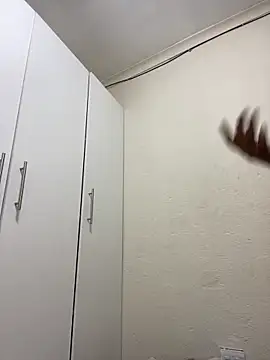 Spicey-CheekssX online show from 03.06.25