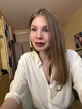 ReginaSparkle online show from 02.26.25