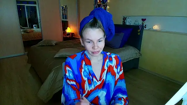 ReginaSparkle online show from 03.05.25