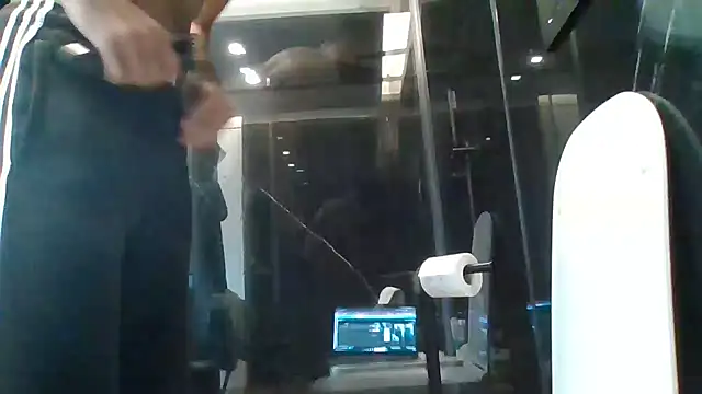 AvvocatoPorco online show from 02.02.25