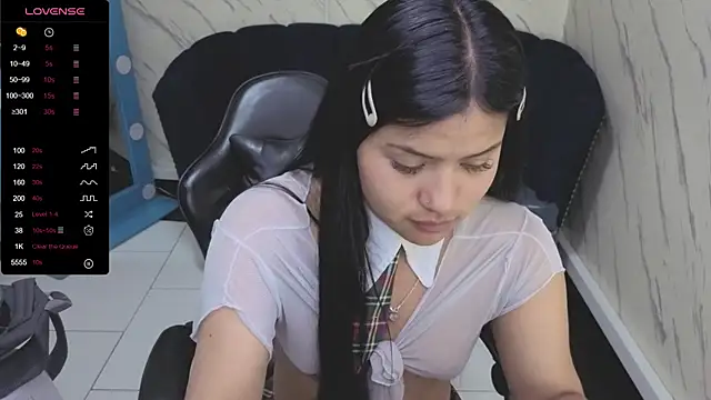 Paulette v online show from 10.08.25