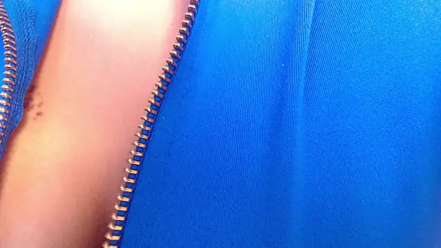 tinyy whore18 online show from 10.21.25