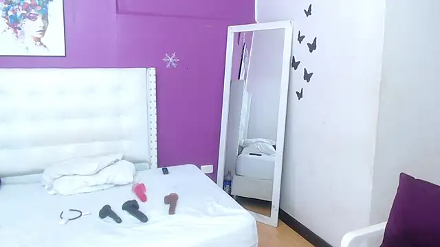 tinyy whore18 online show from 02.24.26