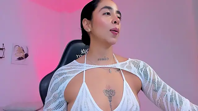 sophierooy22 online show from 02.24.26