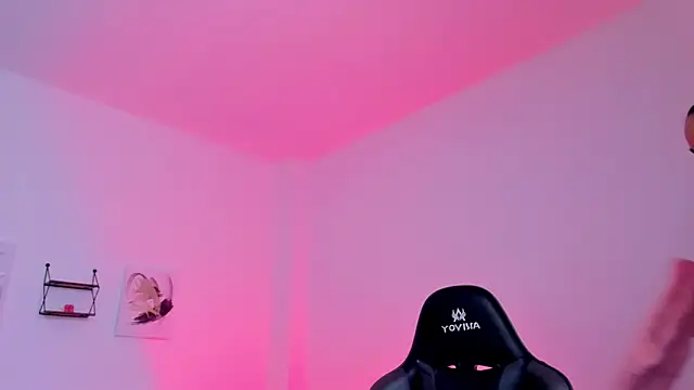 sophierooy22 online show from 03.16.26