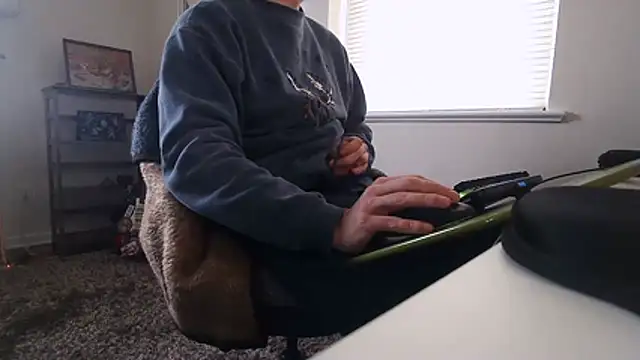 Prolapse Pig online show from 12.02.25