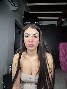 Snapshot of thompsonabella666 chatting on 03.27.26 thompsonabella666 online show from 03.27.26