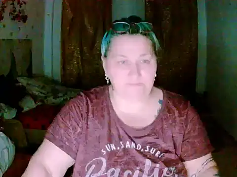 Snapshot of mayamayx chatting on 05.14.26 mayamayx online show from 05.14.26