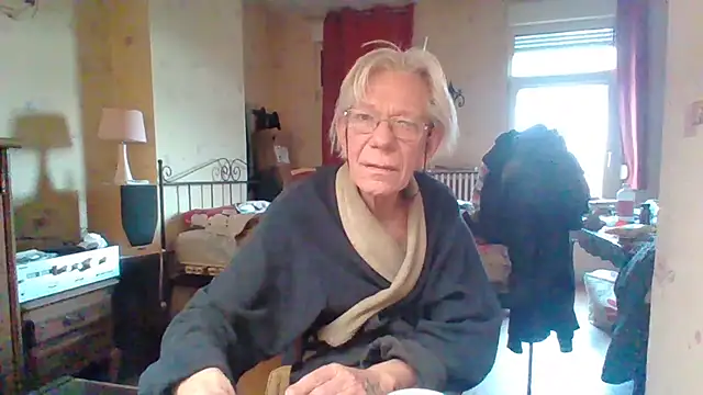 Snapshot of rosanetrav chatting on 03.20.26 rosanetrav online show from 03.20.26