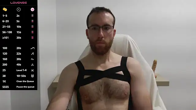 machohiberiko online show from 02.10.25