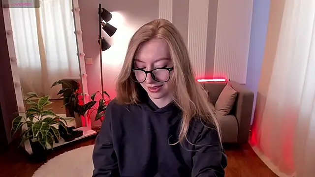 Rachel Rut online show from 02.22.25