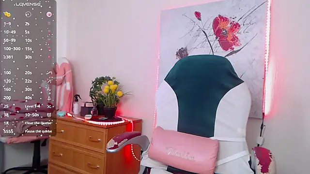 Snapshot of MarthaSimons chatting on 07.07.26 MarthaSimons online show from 07.07.26