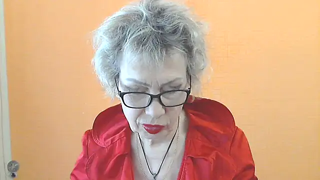 Snapshot of NessyJenixs chatting on 04.26.26 NessyJenixs online show from 04.26.26