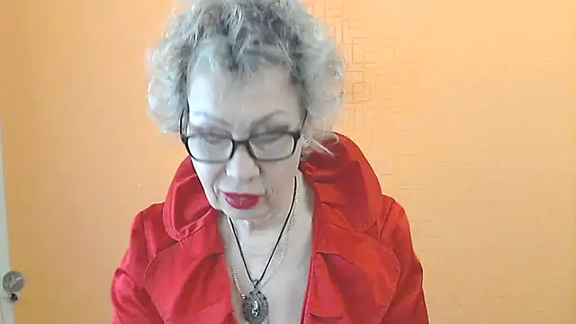 Snapshot of NessyJenixs chatting on 05.02.26 NessyJenixs online show from 05.02.26