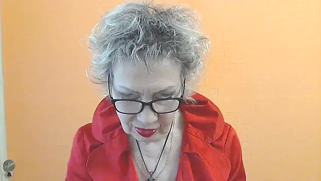 Snapshot of NessyJenixs chatting on 05.08.26 NessyJenixs online show from 05.08.26