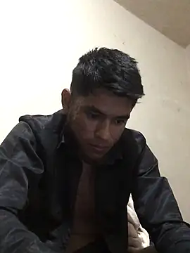 Snapshot of Ulises99 chatting on 03.14.25 Ulises99 online show from 03.14.25