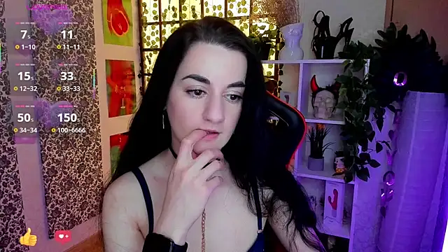 Snapshot of JessicaAlfo chatting on 05.28.26 JessicaAlfo online show from 05.28.26