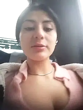 Snapshot of fiorella_paris chatting on 03.22.25 fiorella paris online show from 03.22.25