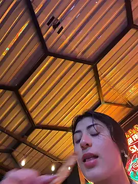 Snapshot of fiorella_paris chatting on 02.16.26 fiorella paris online show from 02.16.26