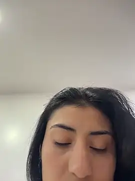 Snapshot of fiorella_paris chatting on 03.01.26 fiorella paris online show from 03.01.26