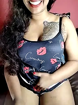 Snapshot of Sexy-Monikaa chatting on 04.23.26 Sexy-Monikaa online show from 04.23.26